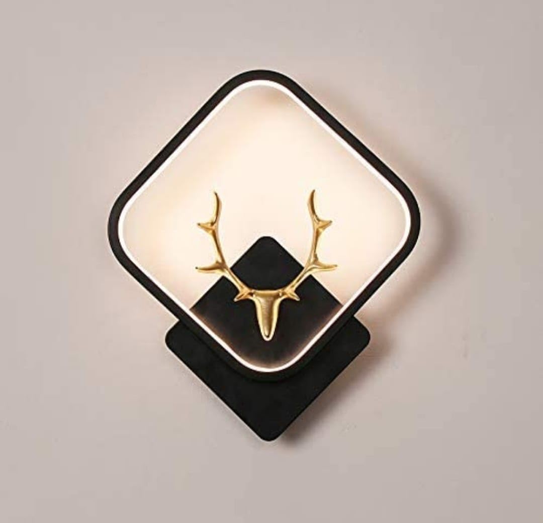 Luxurious Deer Wall Lamp – Black Square with 3-Color Adjustable LED